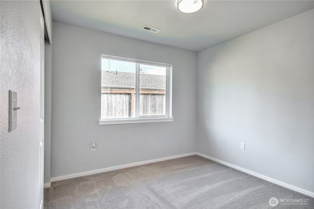 1430 SW 352nd Ct, Federal Way, WA 98023