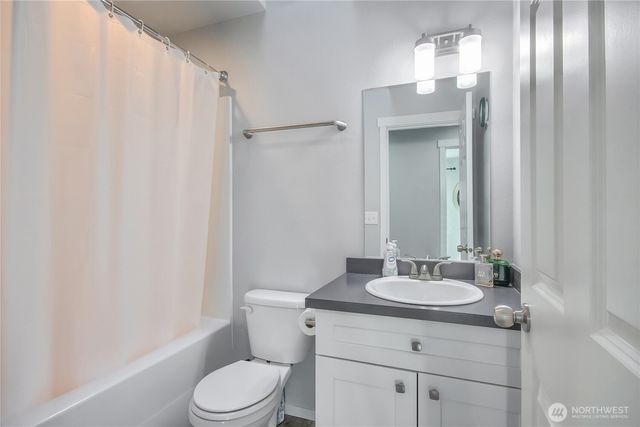 1430 SW 352nd Ct, Federal Way, WA 98023