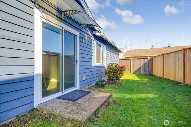 1430 SW 352nd Ct, Federal Way, WA 98023