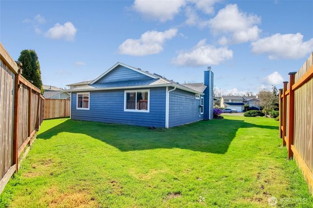 1430 SW 352nd Ct, Federal Way, WA 98023