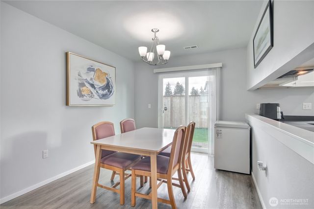 1430 SW 352nd Ct, Federal Way, WA 98023