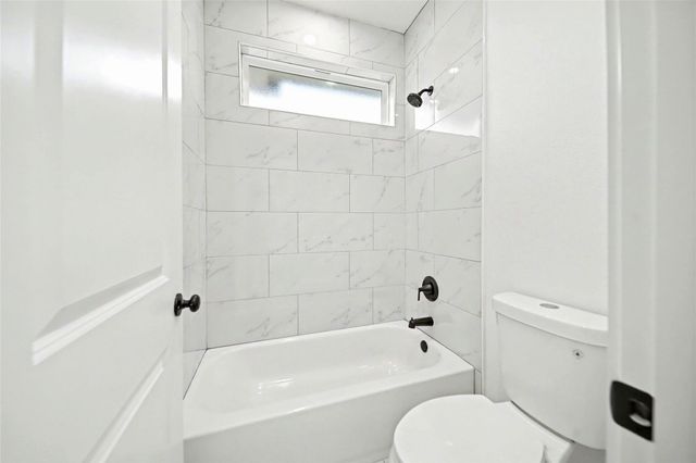 6423 Oban Street, Houston, TX 77085