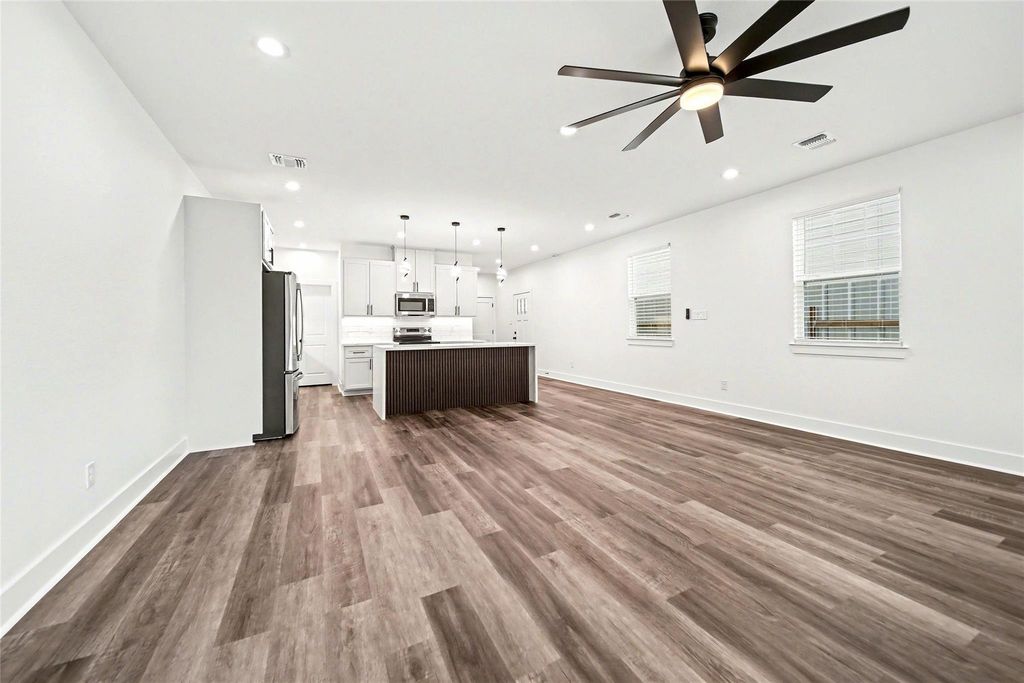 6423 Oban Street, Houston, TX 77085