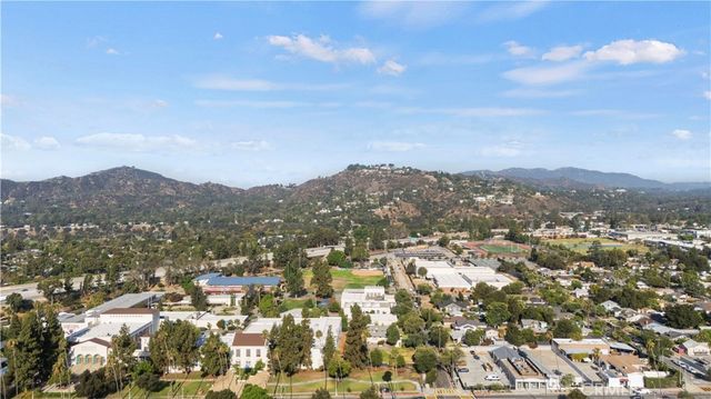 284 Wyoming, Pasadena, CA 91103