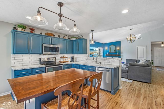 8391 Chelone Drive, Plainfield, IN 46168
