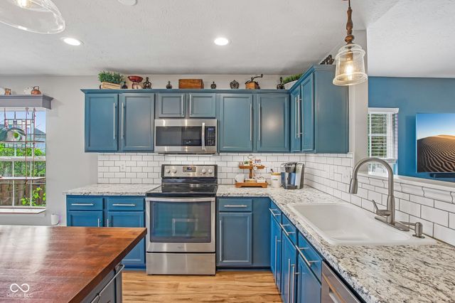 8391 Chelone Drive, Plainfield, IN 46168
