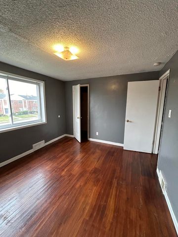 3463 Ewald Circle, Detroit, MI 48238