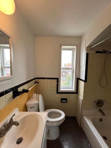 3463 Ewald Circle, Detroit, MI 48238