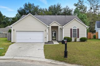 106 Hialeah Court, Summerville, SC 29486