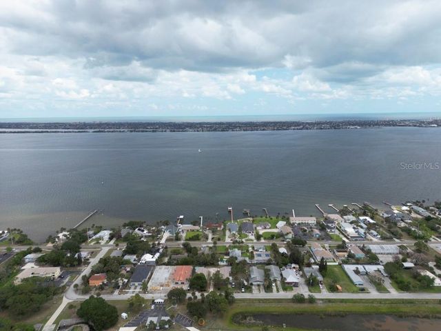 1087 SWAN STREET, Melbourne, FL 32935