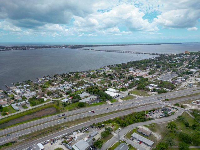 1087 SWAN STREET, Melbourne, FL 32935