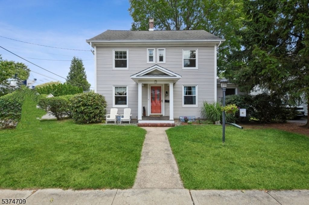 19 Keenan Pl, Morris Plains Boro, NJ 07950
