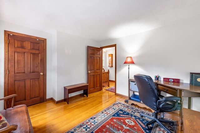 2 Rosemary Ave, Wakefield, MA 01880