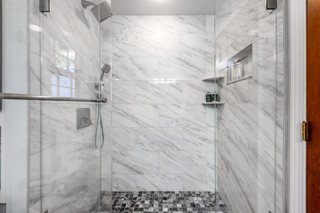 2 Rosemary Ave, Wakefield, MA 01880