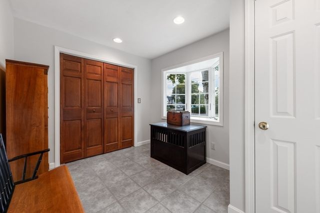 2 Rosemary Ave, Wakefield, MA 01880