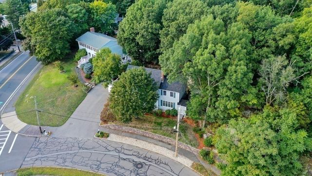2 Rosemary Ave, Wakefield, MA 01880