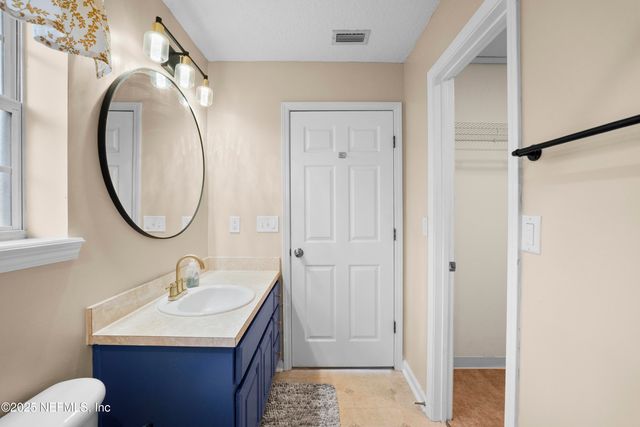 1104 N THOMPSON Street, Starke, FL 32091