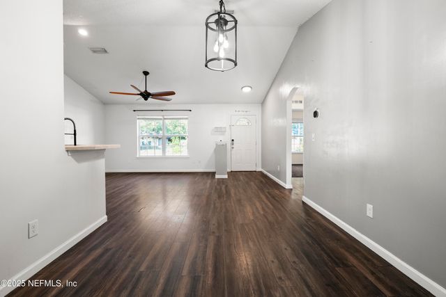 1104 N THOMPSON Street, Starke, FL 32091