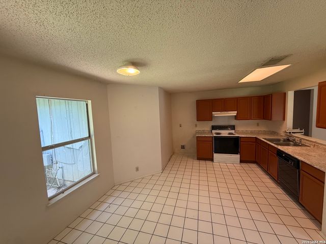 2907 BROAD PLAIN DR, San Antonio, TX 78245
