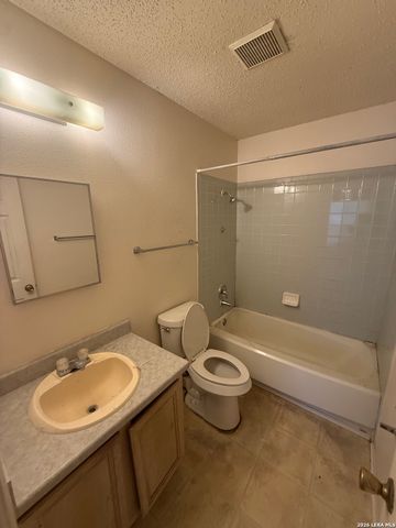 2907 BROAD PLAIN DR, San Antonio, TX 78245