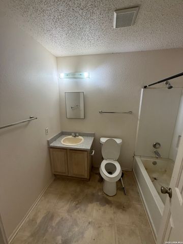 2907 BROAD PLAIN DR, San Antonio, TX 78245