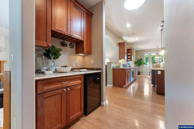 2708 Quince St NW, Albany, OR 97321