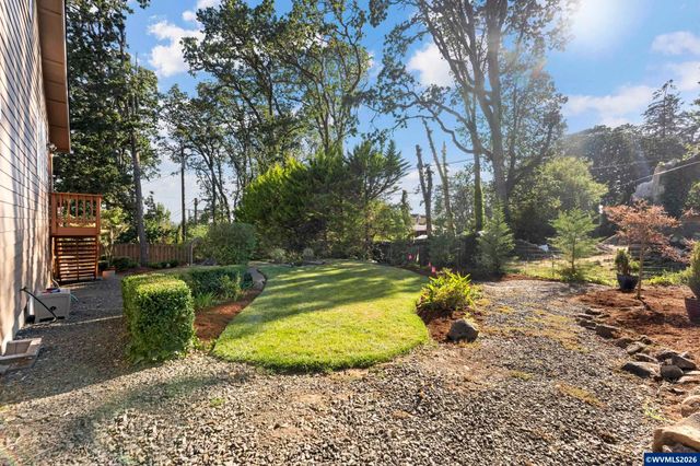 2708 Quince St NW, Albany, OR 97321