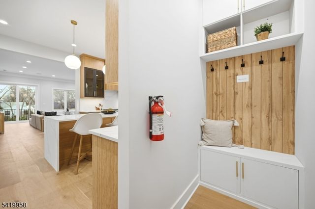 107 Kent Place Blvd, Summit City, NJ 07901