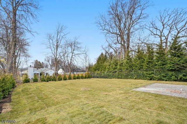 107 Kent Place Blvd, Summit City, NJ 07901