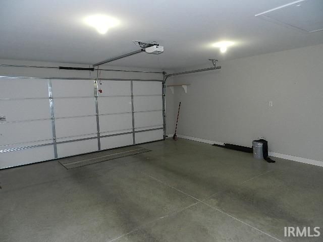 3948 Gussie Court, Warsaw, IN 46582