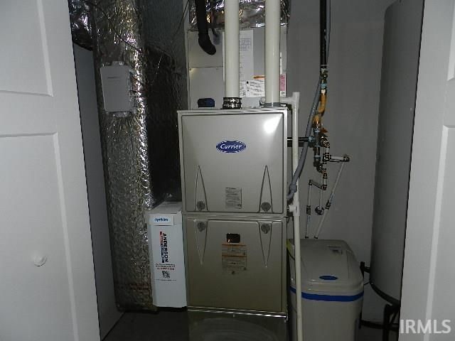 3948 Gussie Court, Warsaw, IN 46582