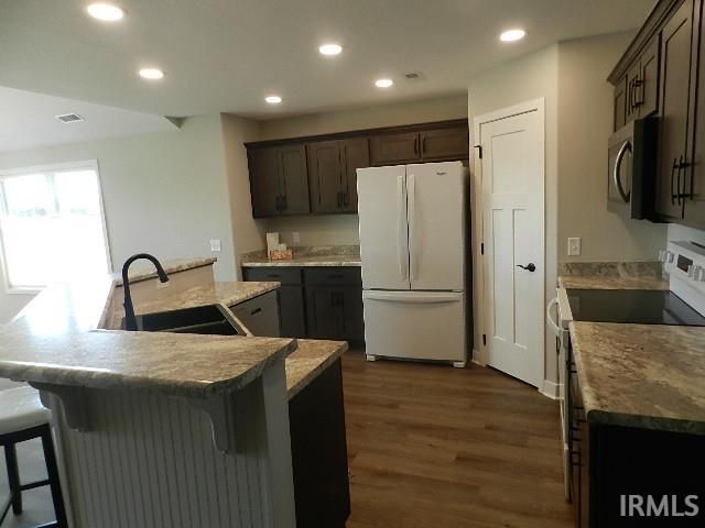 3948 Gussie Court, Warsaw, IN 46582