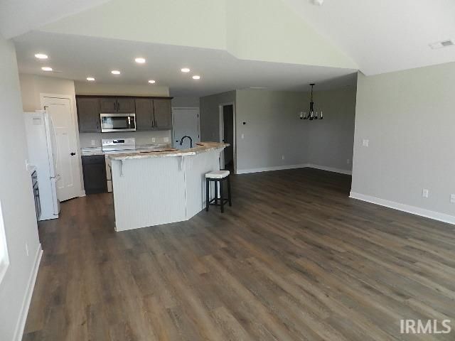 3948 Gussie Court, Warsaw, IN 46582