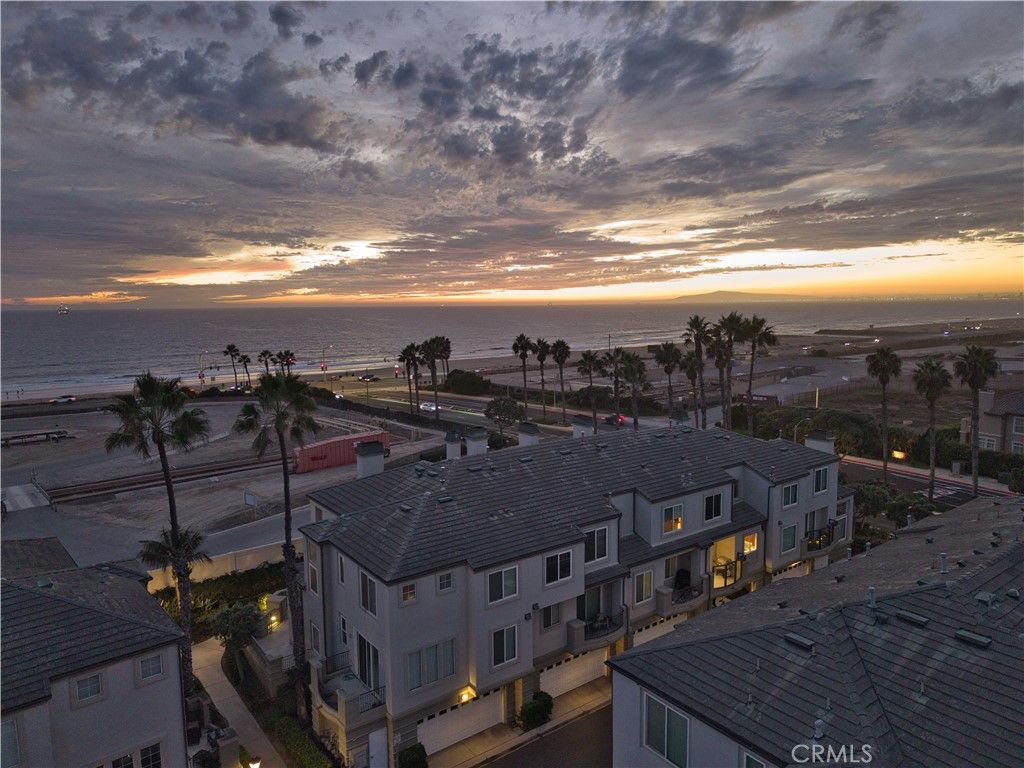19261 SURFVIEW Drive, Huntington Beach, CA 92648 — exterior