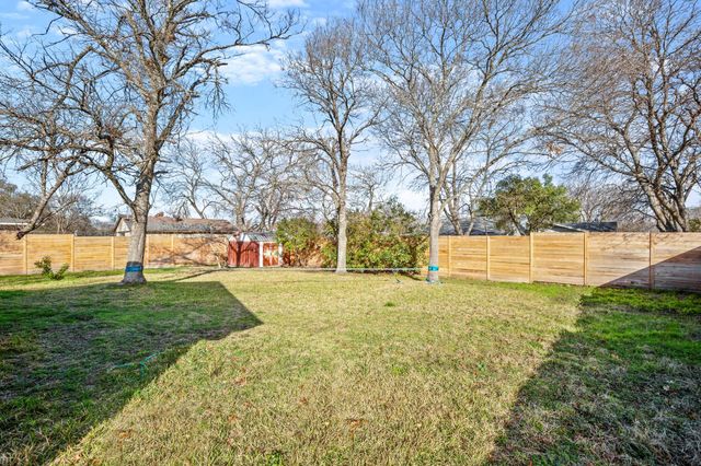 11805 Oak TRL, Austin, TX 78753