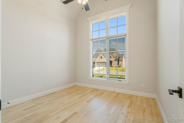 2701 W Twin Oaks Street, Broken Arrow, OK 74012