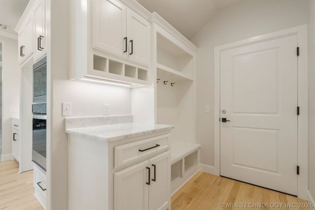 2701 W Twin Oaks Street, Broken Arrow, OK 74012