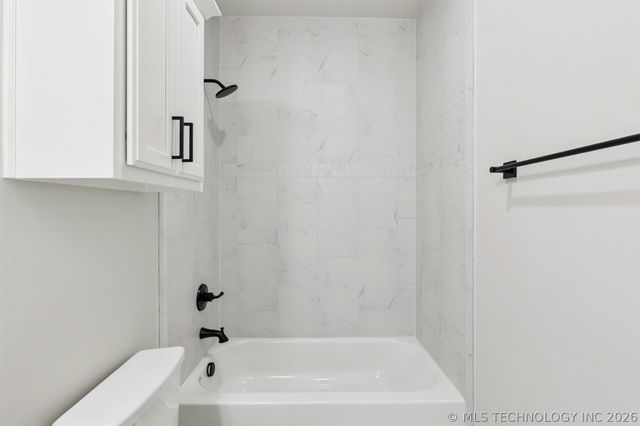 2701 W Twin Oaks Street, Broken Arrow, OK 74012