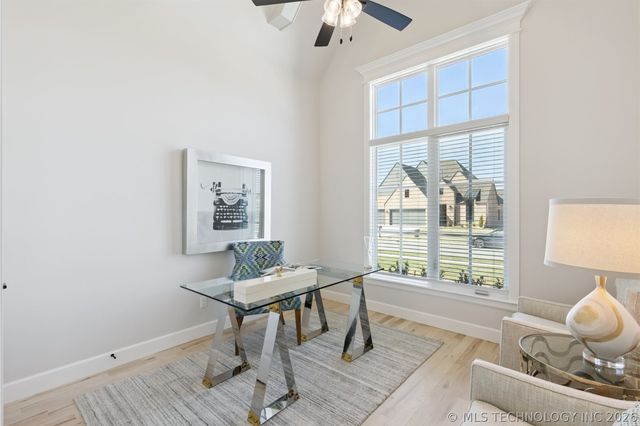 2701 W Twin Oaks Street, Broken Arrow, OK 74012