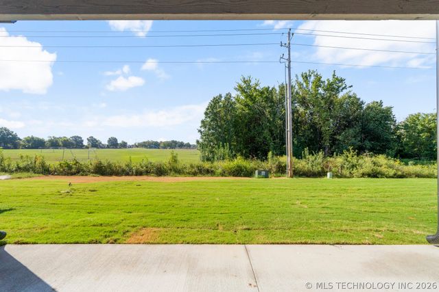 2701 W Twin Oaks Street, Broken Arrow, OK 74012