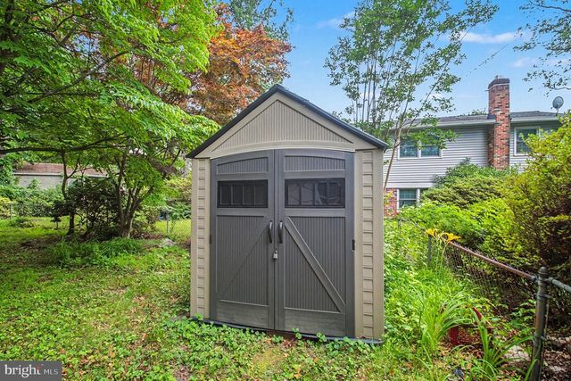 6303 BARDU AVE, Springfield, VA 22152