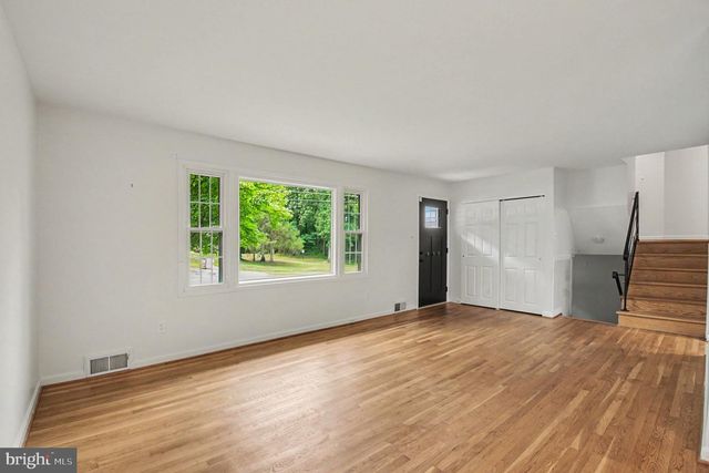 6303 BARDU AVE, Springfield, VA 22152