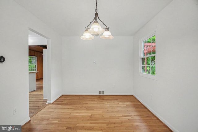 6303 BARDU AVE, Springfield, VA 22152
