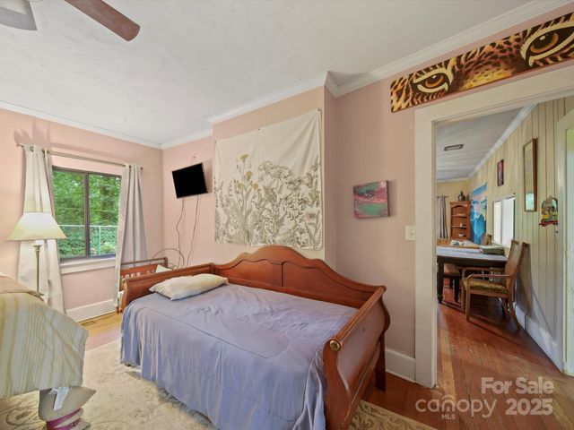 629 Vineyard Road, Tryon, NC 28782