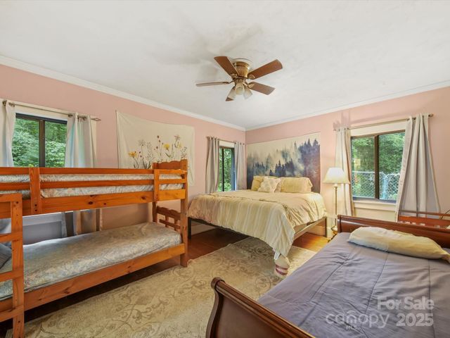 629 Vineyard Road, Tryon, NC 28782