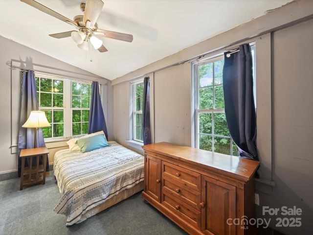629 Vineyard Road, Tryon, NC 28782
