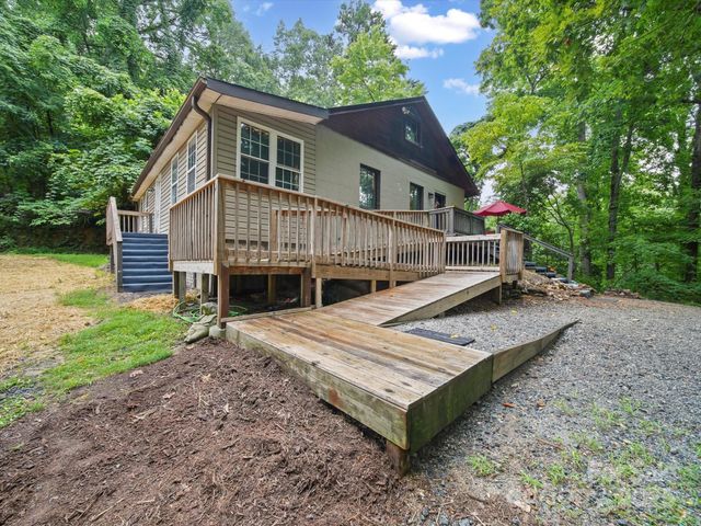 629 Vineyard Road, Tryon, NC 28782