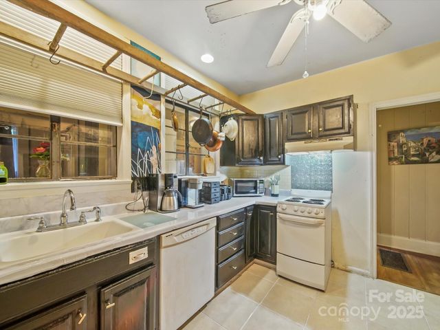 629 Vineyard Road, Tryon, NC 28782