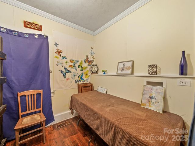629 Vineyard Road, Tryon, NC 28782