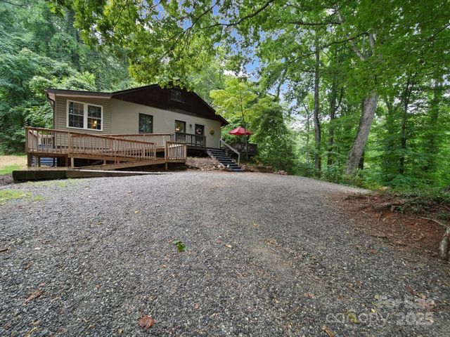 629 Vineyard Road, Tryon, NC 28782